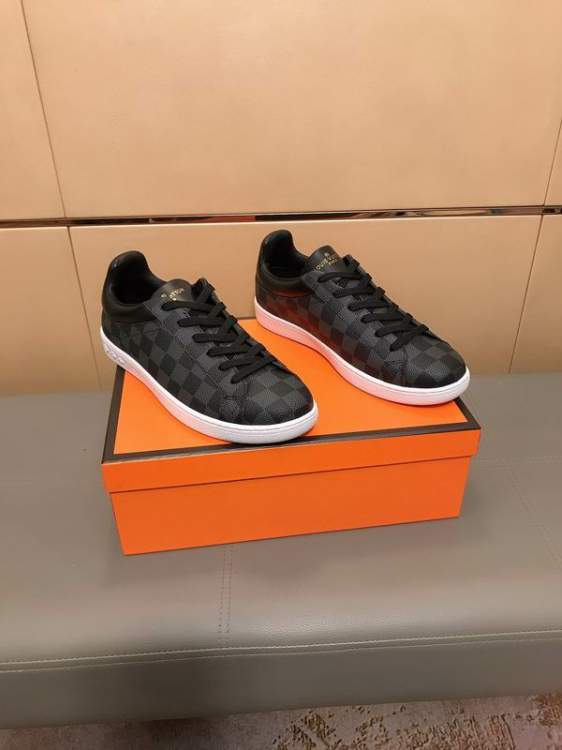 Picture of Louis Vuitton Shoes _SKULVsz38-44mnf032915287
